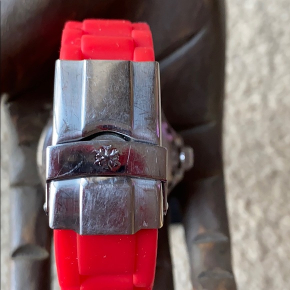 COPY - IKE Milano Red Watch. Rubber Band. - Picture 3 of 5